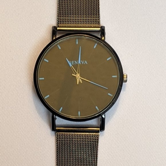 GENEVA Stainless Black Mesh Band Luxury Mens Watch - Picture 5 of 7